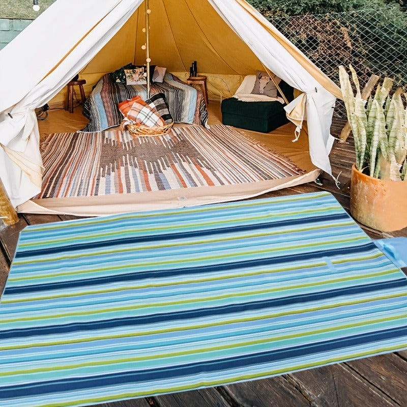 Oversized Portable Beach Mat for Camping, Hiking & Picnic, Lightweight Foldable All-Season Ground Cover, Available in 2 Sizes, Waterproof Base, Family & Couple Use – Sand-Proof Outdoor Picnic Blanket