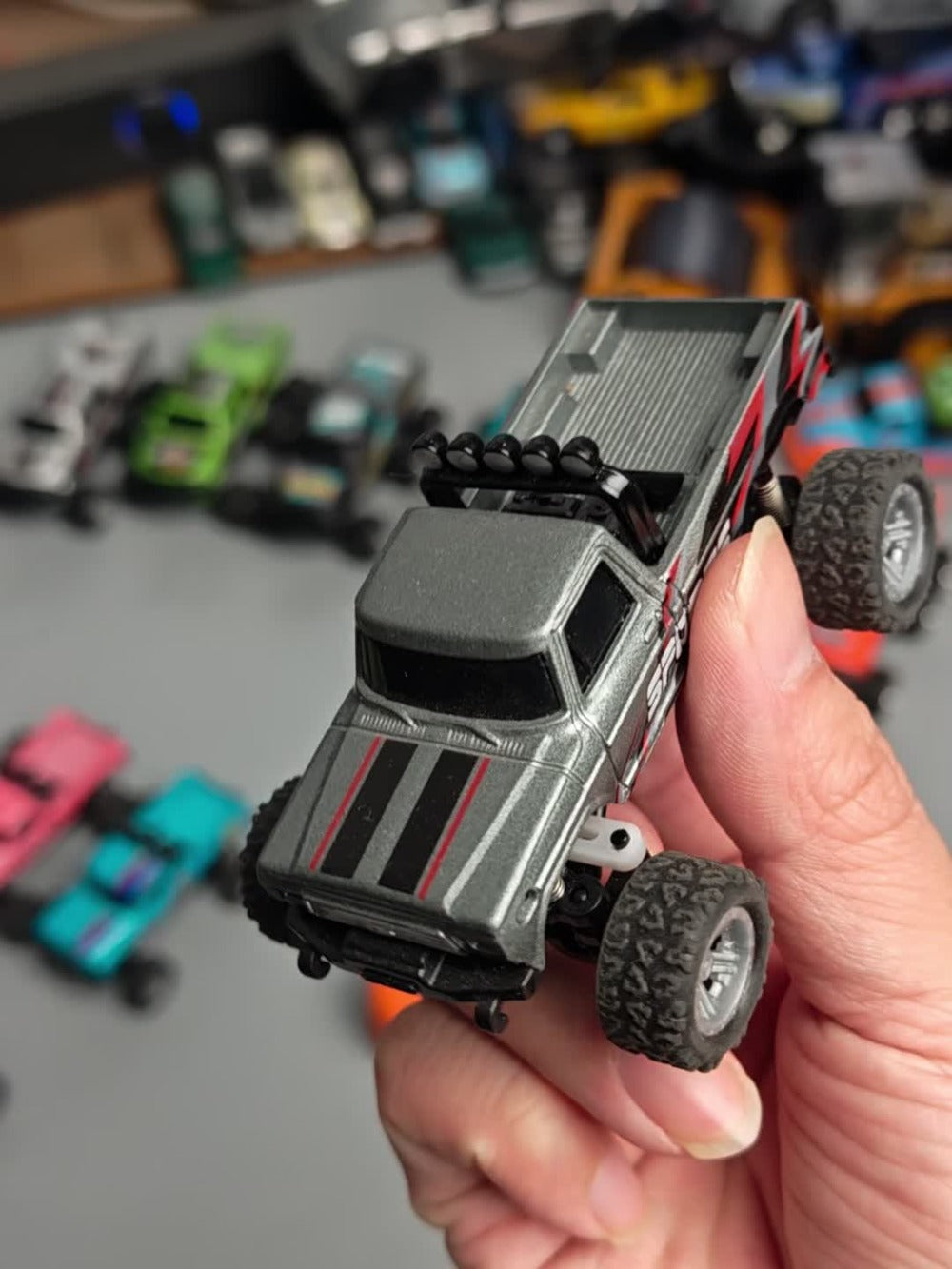 RC Off-Road Car with Alloy Body & Shock-Absorbing Chassis – Christmas Birthday Gift for Kids Teens – Remote Control Car for Boys Indoor Outdoor Racing Metal - product image 16