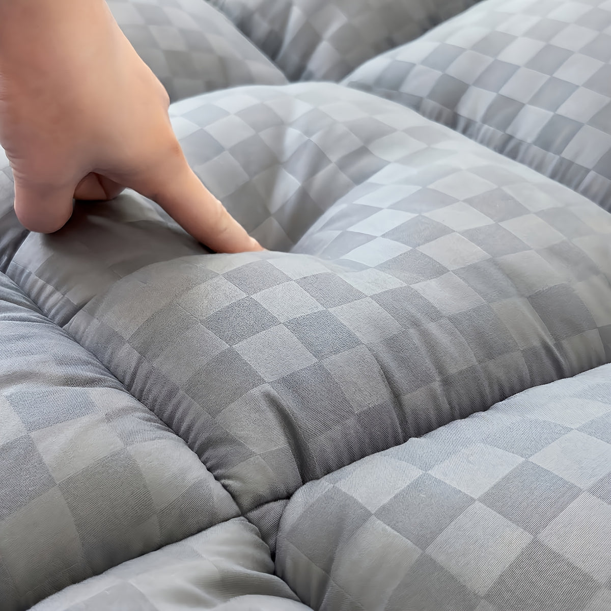 Luxury Soft Buffer Mattress Pad, Non Slip Fully Enclosed Edge Design, Anti Collision Anti Knock, Gap Filling for Safer Sleep, Suitable for Home Bedrooms and - product image 7
