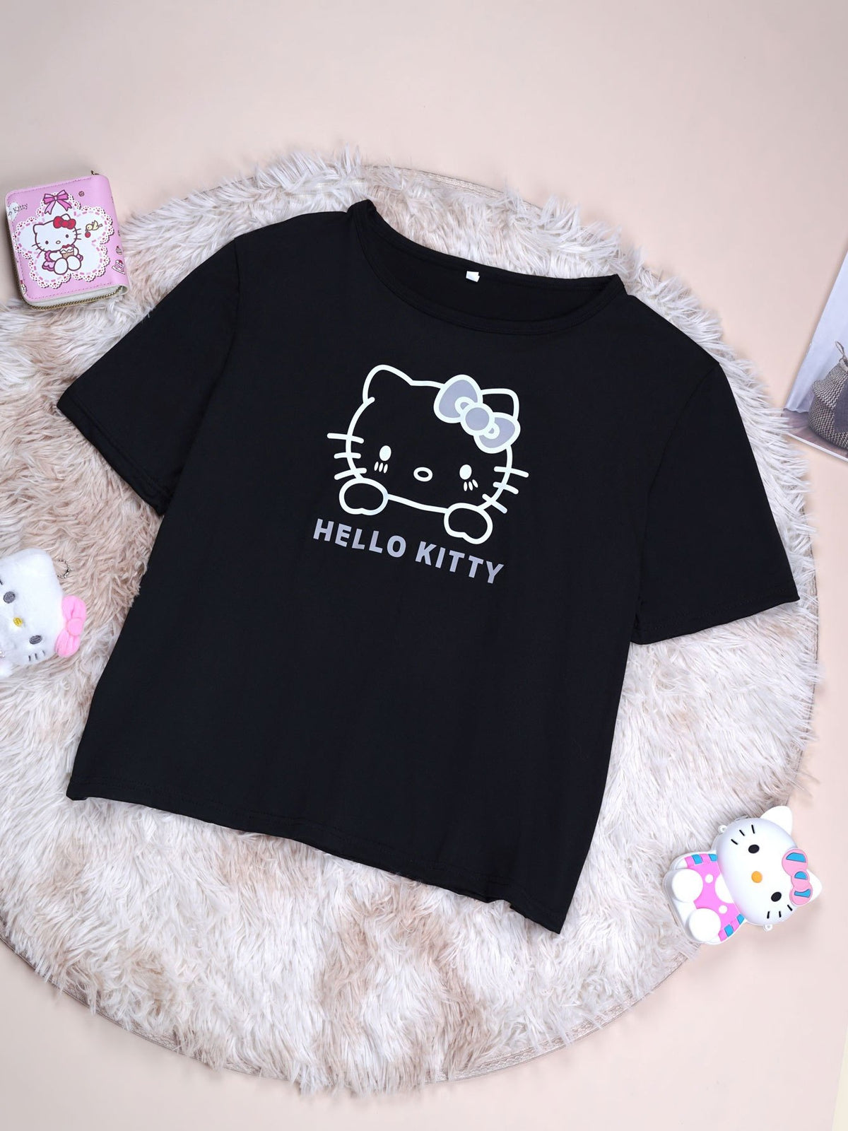 3pcs Set Top+ Pants +Shorts Sanrio Hello Kitty Women's Pajamas Set, Cartoon Pattern Cute Women's Pajamas, Round Neck Long-sleeved Top with Bow, Fabric, Comfortable Pajamas Suitable for Spring