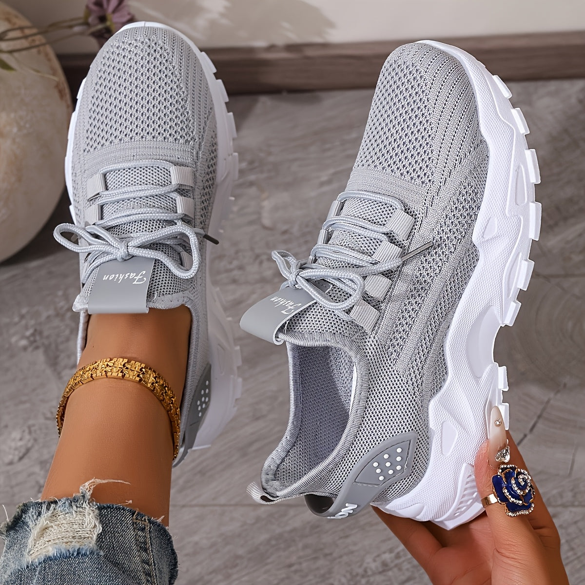 Women's Air-Cushioned Sneakers with Arch Support and Slip-Resistant Sole - Breathable Mesh Low-Top Shoes Suitable for Running, Gym, Walking, Casual Wear - product image 4