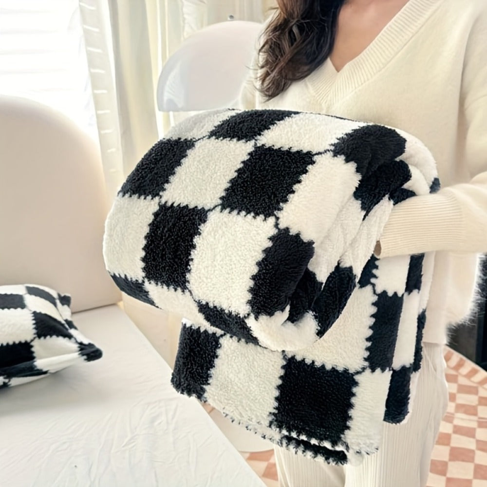 French Plaid Double-Sided Flannel Blanket – Soft Panda & Grid Pattern Throw for Sofa, Bed & Travel, Machine Washable, 6 Designs, 4 Sizes - product image 3