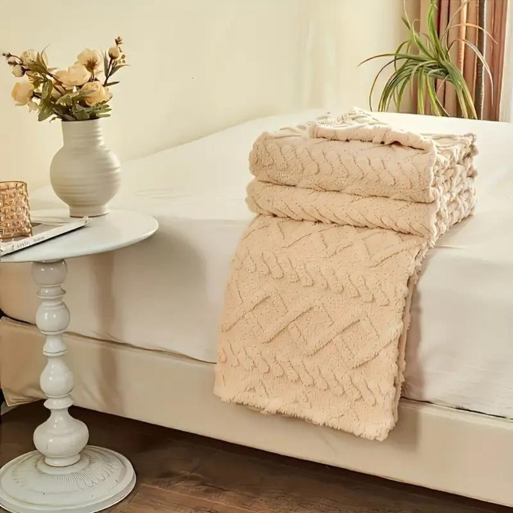 3D Plush Dense Weave Fleece Blanket – Ultra-Soft Warm Throw for Bed, Couch, Travel & Outdoor, Air-Conditioning Friendly, 3 Colors, 2 Sizes - product image 15