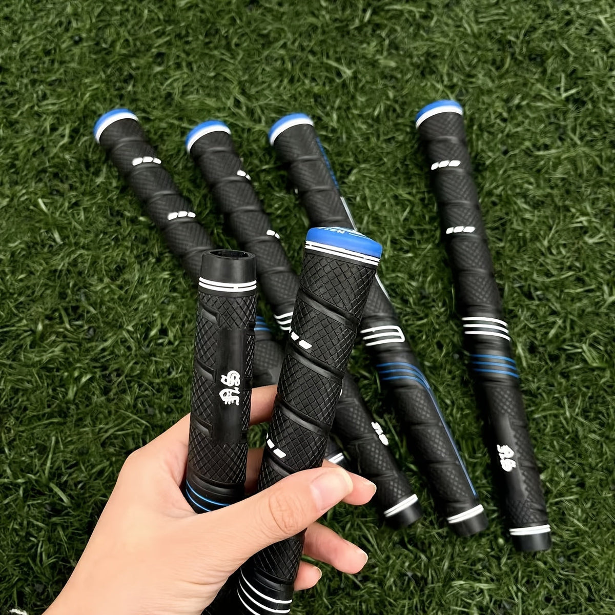 Oversized Golf Grips 10-Pack – Ergonomic Precision Control Design for All Skill Levels with Custom Texture & Enhanced Durability – Jumbo Blue Soft Rubber - product image 4