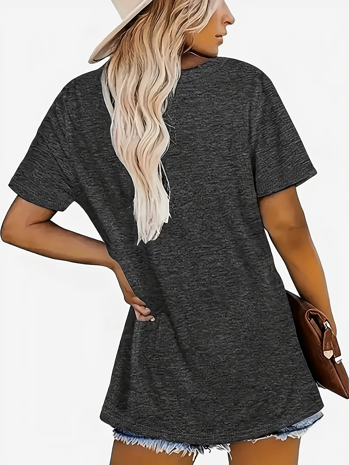 Women's V-Neck T-Shirt, Standard Size, Elegant Autumn Pumpkin Print, Suitable for Daily Life, Going Out, and Casual Wear, Best Choice for Friends and Family