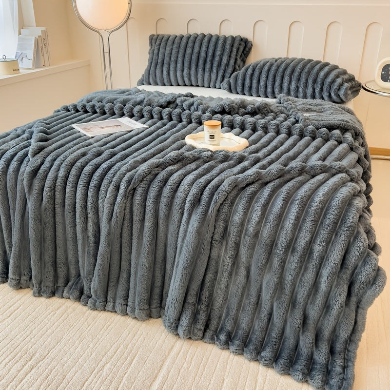 Plush Faux Fur Blanket – Imitation Rabbit Fur 300-350gsm Knit Throw for Sofa, Bed & Travel, All Season, 3 Colors, 2 Sizes - product image 19