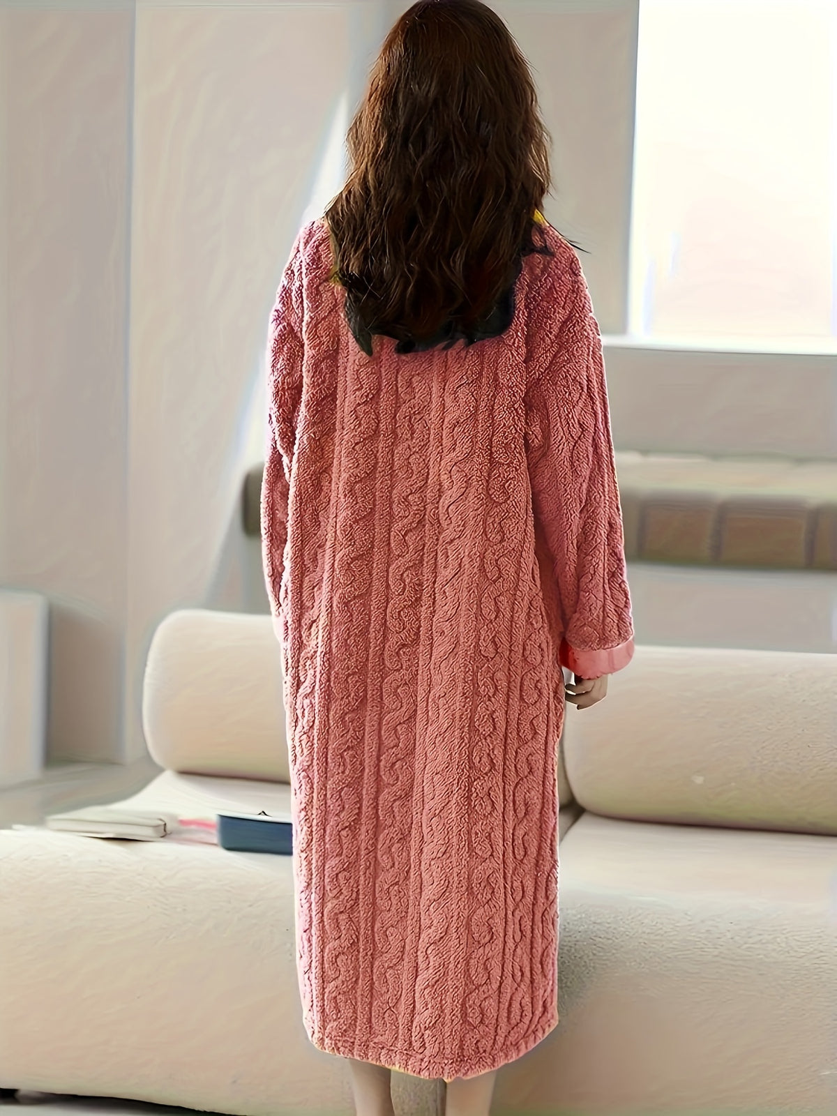 Ladies' Thickened Coral Bathrobe, Super Soft and High-quality Winter Pajamas with Pockets, Machine-washable Long-sleeved Round-neck Bathrobe, Comfortable and - product image 23