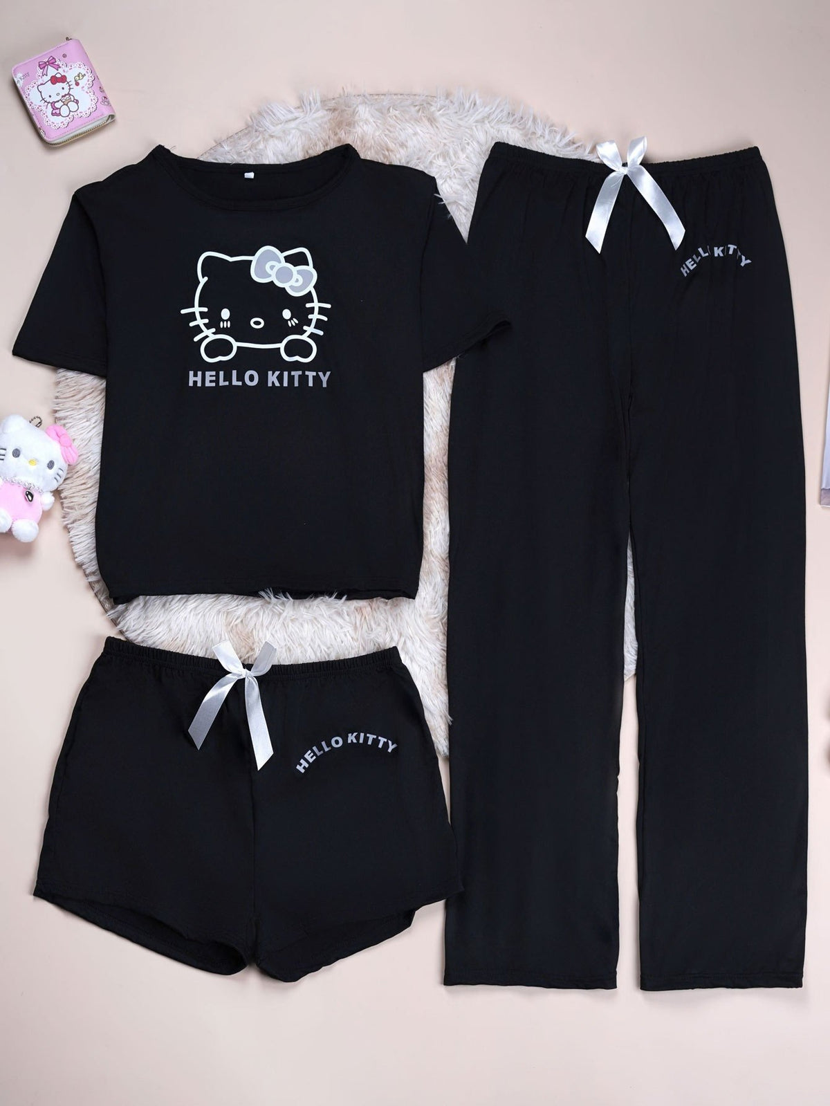 3pcs Set Top+ Pants +Shorts Sanrio Hello Kitty Women's Pajamas Set, Cartoon Pattern Cute Women's Pajamas, Round Neck Long-sleeved Top with Bow, Fabric, Comfortable Pajamas Suitable for Spring