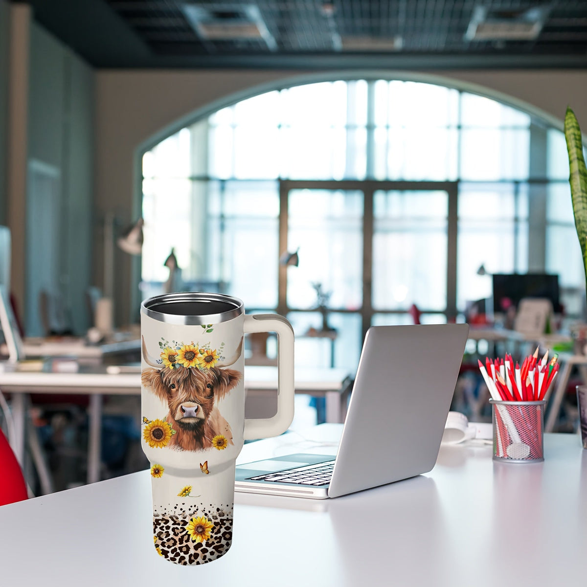40oz Stainless Steel Tumbler with Handle and Lid | Cow Print Insulated Travel Cup for Hot & Cold Drinks, Double Wall Vacuum Tumbler for Camping, Sports & Outdoor Use, Cute Cow Lover Gift for Birthday & Holiday