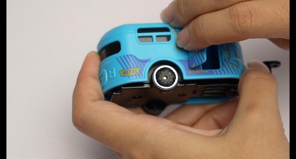 RC Off-Road Car with Alloy Body & Shock-Absorbing Chassis – Christmas Birthday Gift for Kids Teens – Remote Control Car for Boys Indoor Outdoor Racing Metal - product image 25