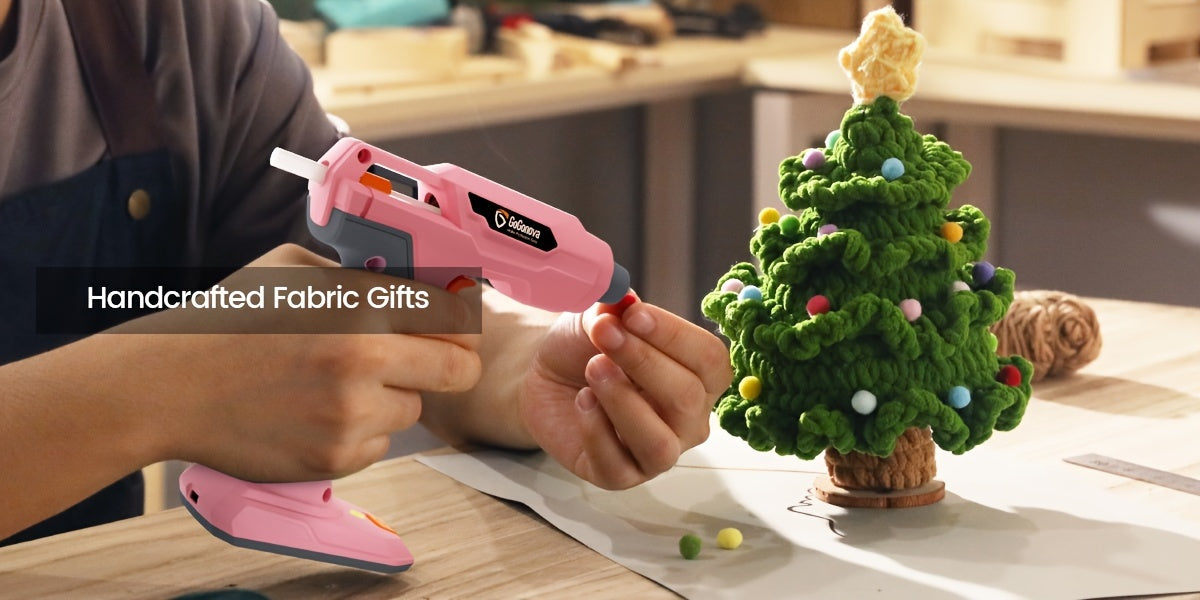 Cordless Hot Glue Gun, An Ideal Christmas Gift, Gogonova Glue Gun 20s Fast Heating, Anti-Drip, Safety Protection Design, USB Rechargeable, Perfect for DIY - product image 15