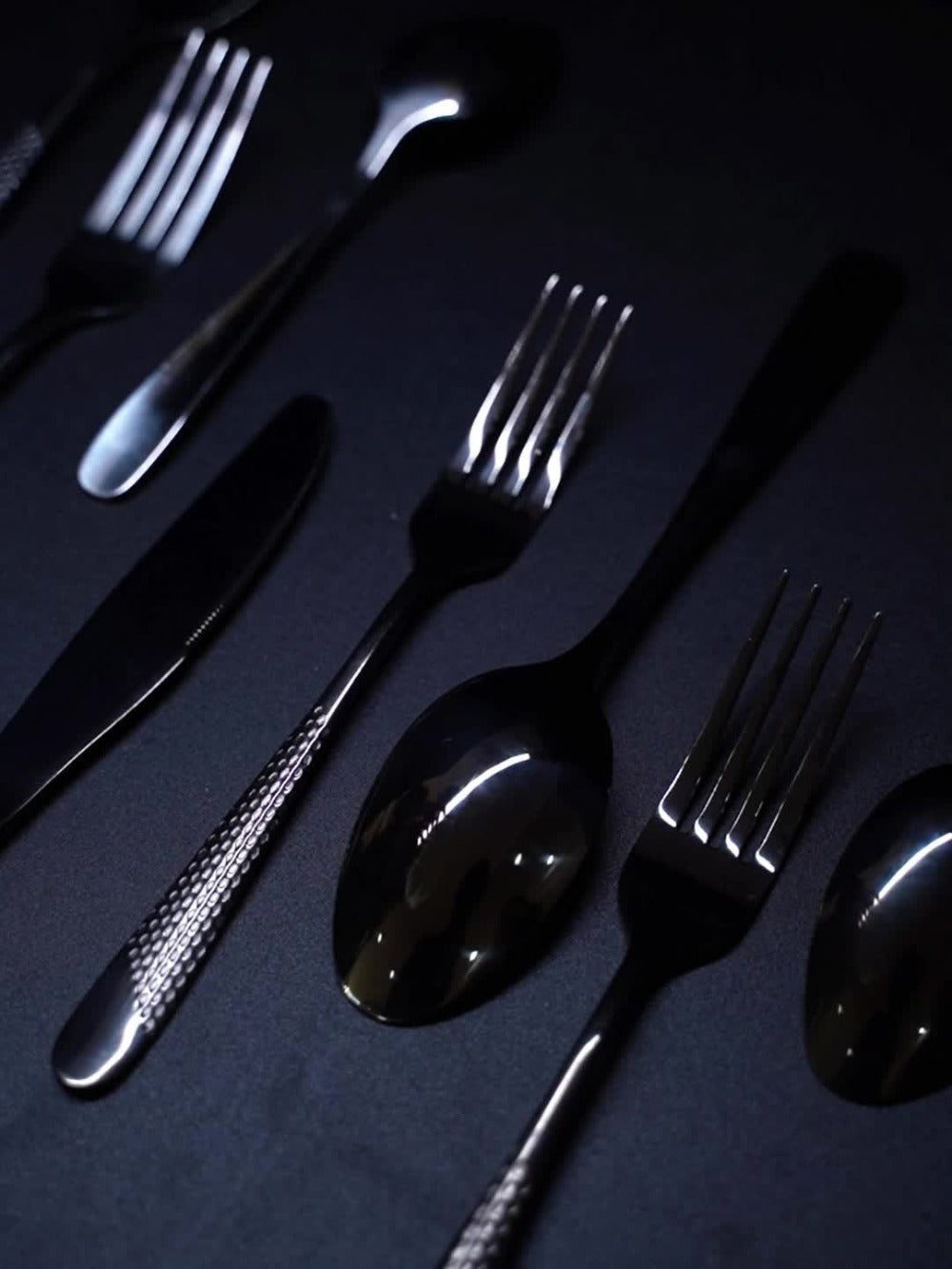 Stainless Steel Flatware Set 40/48 Piece – 304 Silverware Set for 8 Hammered Mirror Polished Rose Gold Cutlery with 2-in-1 Serrated Knife Dishwasher Safe Modern Utensils for Home R - product image 12