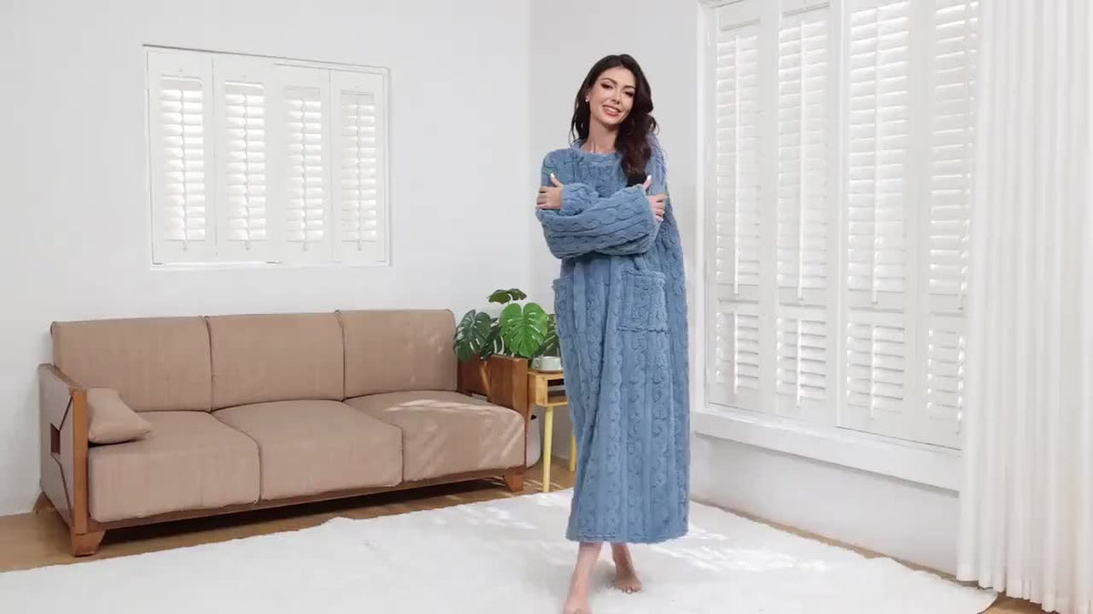 Ladies' Thickened Coral Bathrobe, Super Soft and High-quality Winter Pajamas with Pockets, Machine-washable Long-sleeved Round-neck Bathrobe, Comfortable and - product image 4