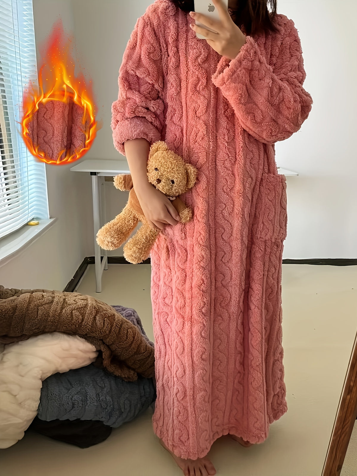 Ladies' Thickened Coral Bathrobe, Super Soft and High-quality Winter Pajamas with Pockets, Machine-washable Long-sleeved Round-neck Bathrobe, Comfortable and - product image 20